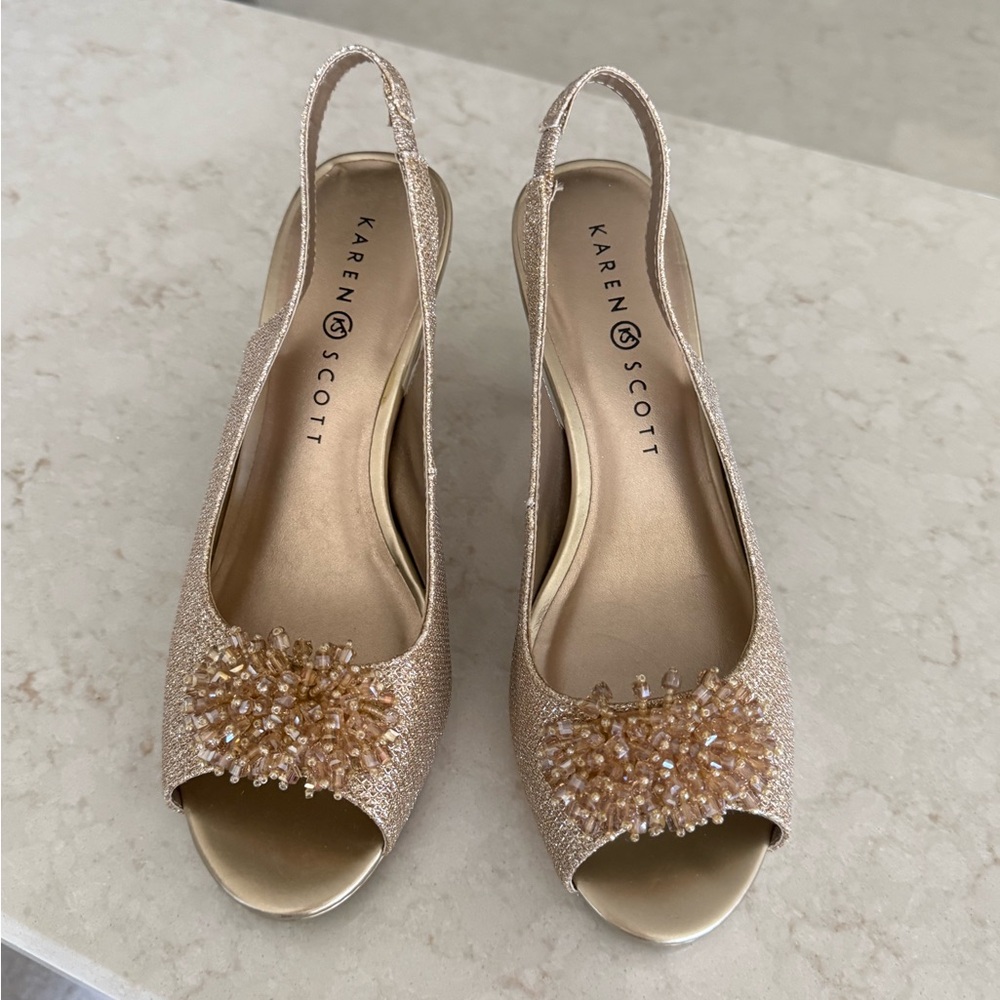 Karen Scott Glittering Gold Slingback Heels size 7